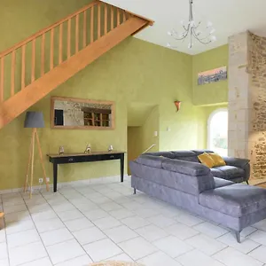 https://tour-des-alleux-maison-de-matre-pour-6.inbrittany.com