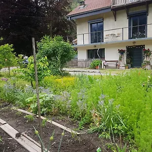 A Uriage Les Bains. Vaulnaveys-le-Haut