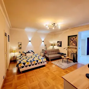 https://suite-parentale-privative.midi-pyreneeshotels.com